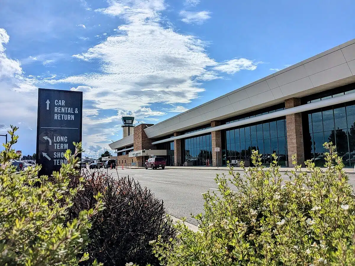 Billings 4 Billings Logan International BIL airport transfers