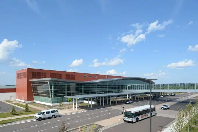 Duluth International DLH